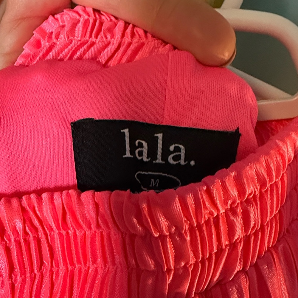 Dressed in LALA neon pink plisse suit EUC - Picture 5 of 6
